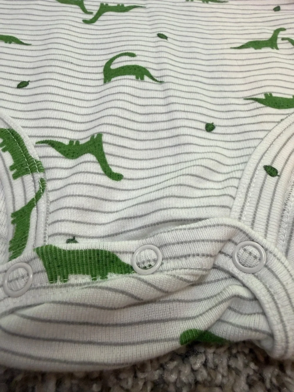 Carter's Baby Boy Dinosaur Bodysuit with Olive Green Shorts Set EUC Size 24 M